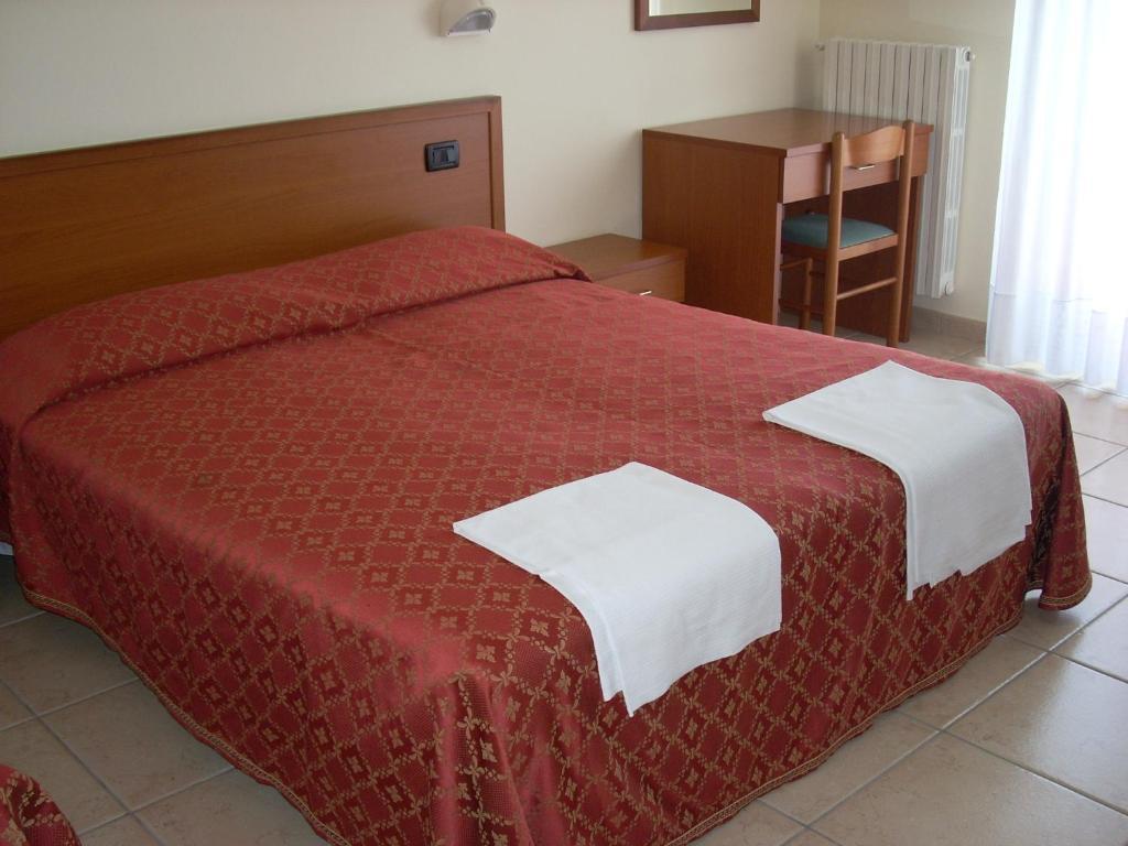 Hotel Margherita San Giovanni Rotondo Kamer foto